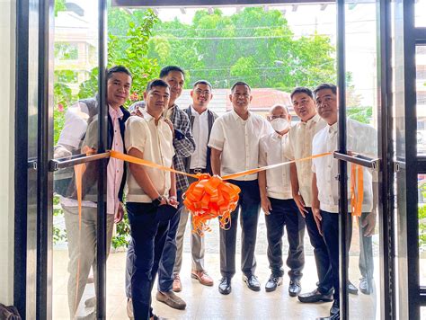Ribbon Cutting Ceremony ng gusali ng Registry of .